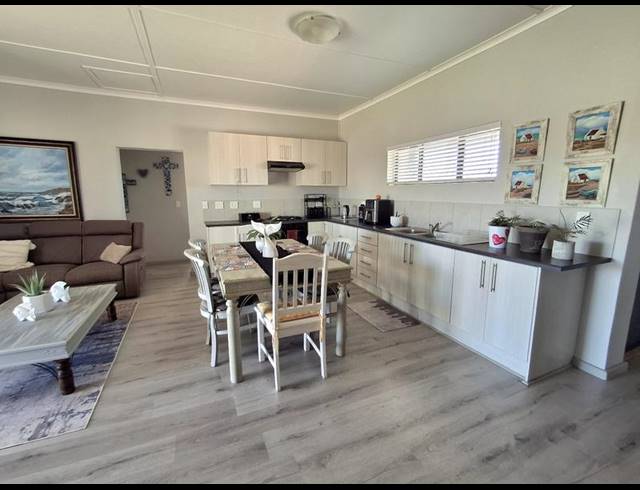 3 BEDROOM HOUSE FOR SALE IN BRITANNIA BAY